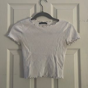Brandy melville white lettuce lined crop top